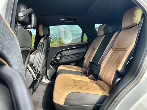 New 2026 Land Rover Range Rover Sport Dynamic SE AWD/4WD image 15