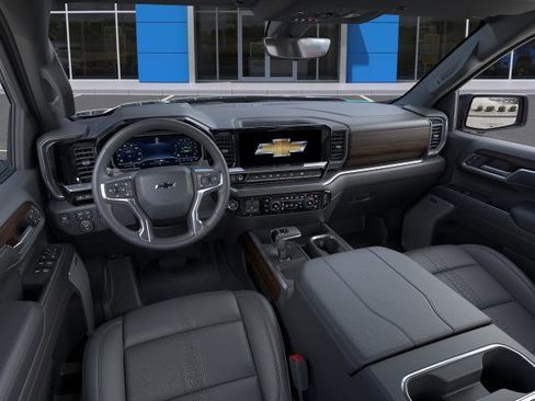 New 2026 Chevrolet Silverado 1500 High Country w/ High Country Premium Package AWD/4WD image 39