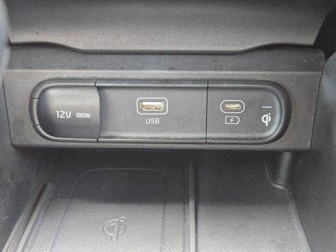 Certified 2023 Kia Telluride S w/ S Sunroof Package FWD image 22