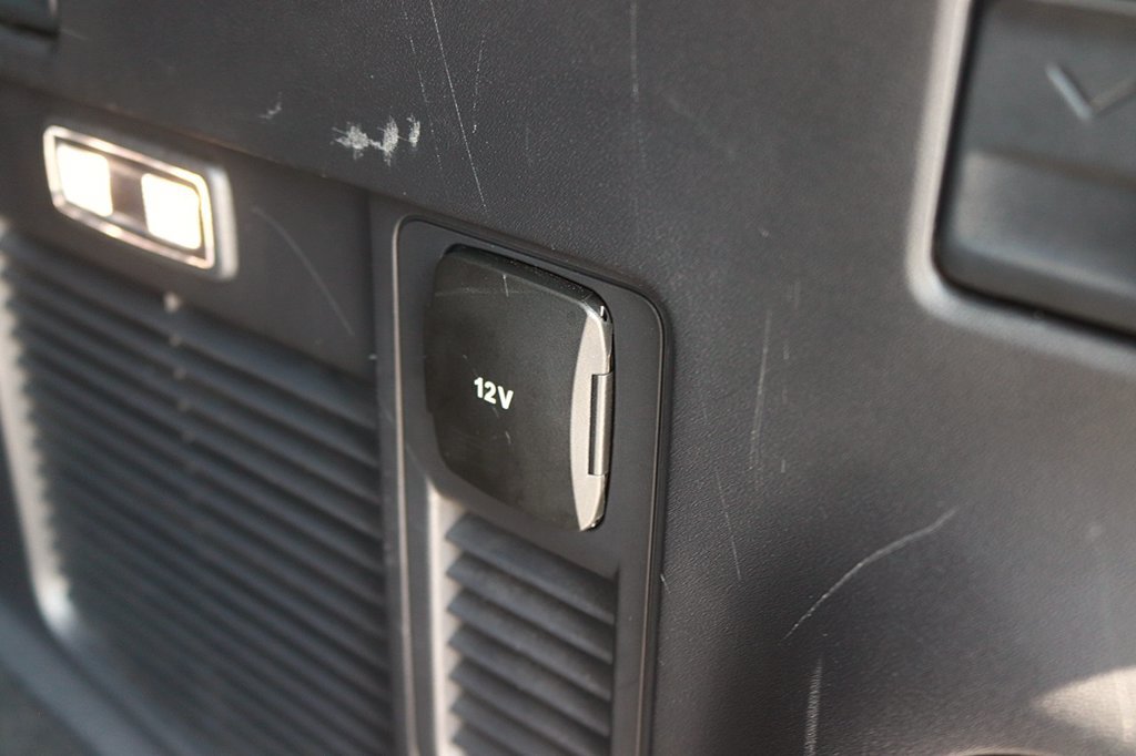 Used 2025 Ford Expedition Active RWD image 17