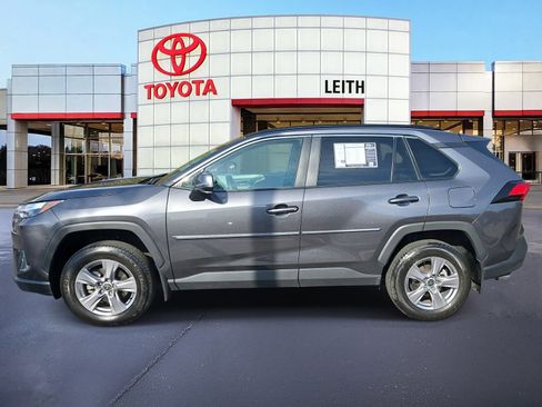 Certified 2022 Toyota RAV4 XLE image 8