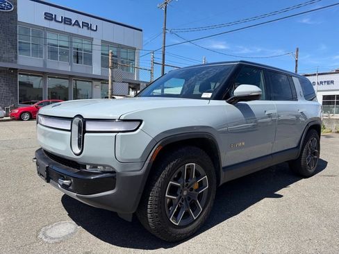 Used 2023 Rivian R1S Adventure AWD/4WD image 3