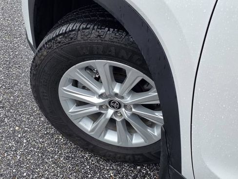 Used 2024 Toyota Grand Highlander AWD Hybrid image 39