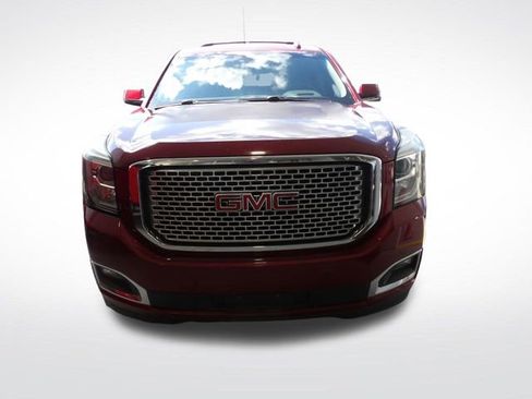 Used 2016 GMC Yukon Denali w/ Open Road Package AWD/4WD image 3