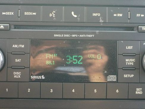 Used 2016 Jeep Compass Sport w/ Power Value Group image 28