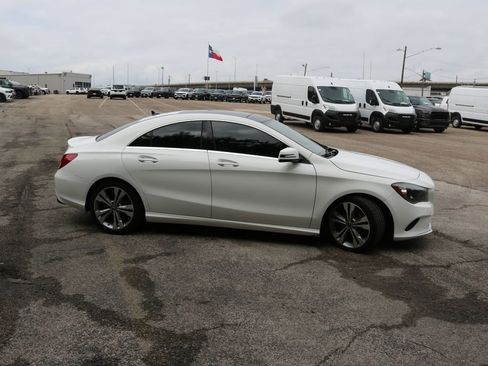 Used 2019 Mercedes-Benz CLA 250 image 6