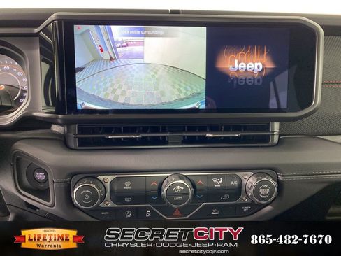 New 2026 Jeep Wrangler Unlimited Rubicon w/ Steel Bumper Group AWD/4WD image 23