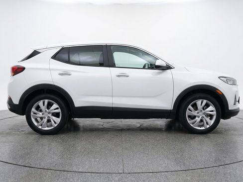 Used 2025 Buick Encore GX Preferred FWD image 11