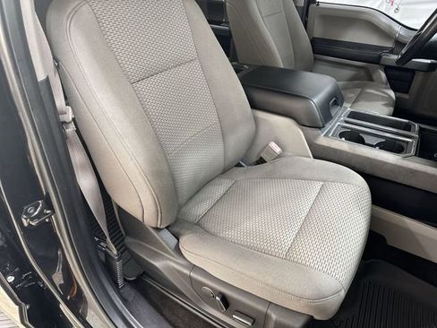 Used 2018 Ford F150 XLT w/ Equipment Group 302A Luxury AWD/4WD image 27
