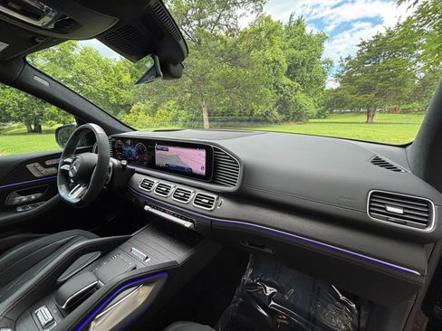 Used 2025 Mercedes-Benz GLE 63 AMG S image 26
