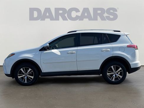 Used 2018 Toyota RAV4 XLE w/ Plus Extra Value Package AWD/4WD image 3