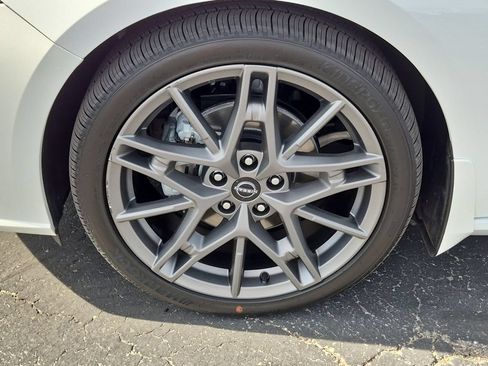 Used 2023 Nissan Altima 2.0 SR FWD image 10