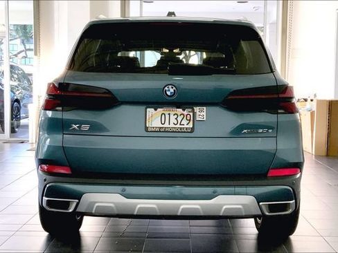 Used 2026 BMW X5 xDrive50e w/ Executive Package AWD/4WD image 4