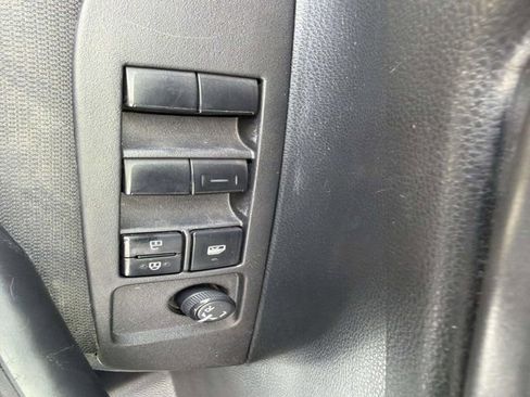 Used 2022 Toyota Corolla LE FWD image 8