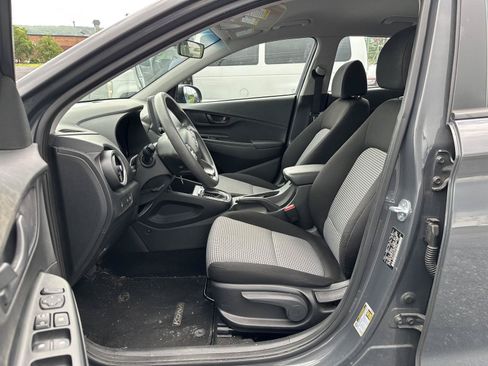 Used 2023 Hyundai Kona SE AWD/4WD image 11