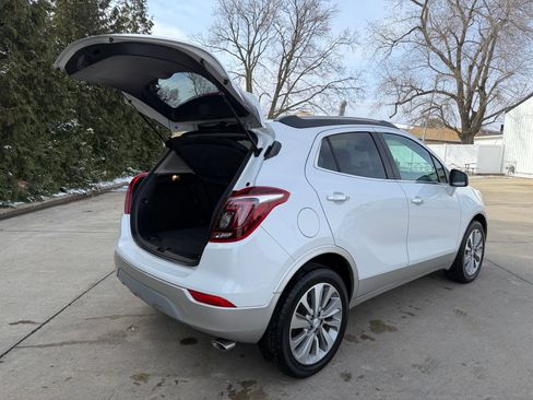 Used 2020 Buick Encore Preferred image 32