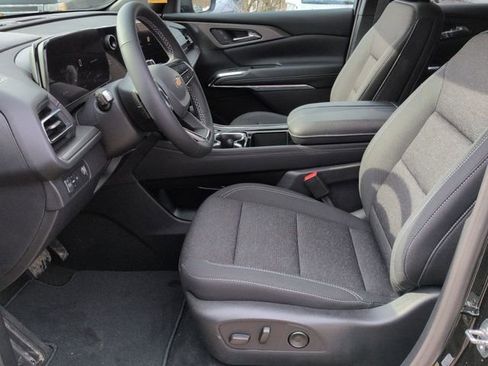New 2026 Chevrolet Traverse LT w/ Driver Confidence Package FWD image 20