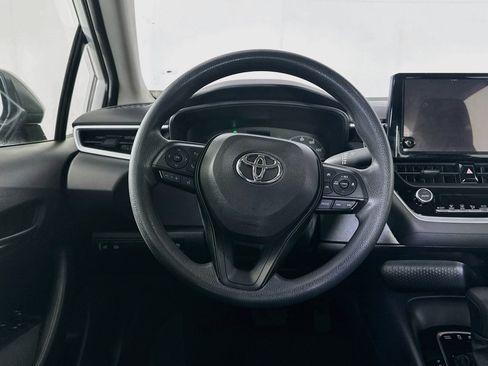 Used 2023 Toyota Corolla LE FWD image 17
