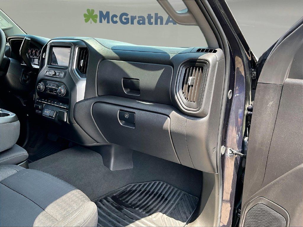 Used 2024 Chevrolet Silverado 1500 Custom Trail Boss AWD/4WD image 29