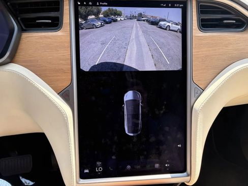 Used 2019 Tesla Model X Long Range AWD/4WD image 16