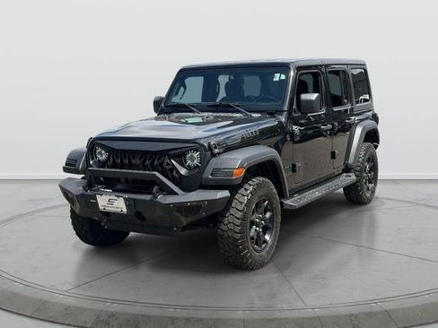 Used 2022 Jeep Wrangler Unlimited Sport AWD/4WD image 3