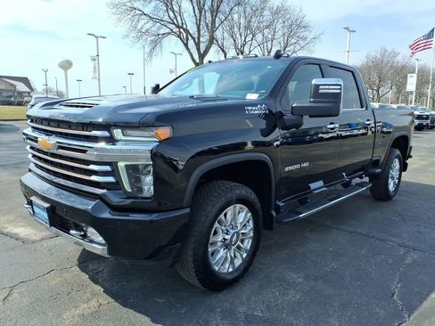 Used 2023 Chevrolet Silverado 2500 High Country w/ LPO, Hitch Package image 3