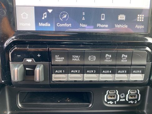 Used 2022 RAM 2500 Laramie image 14