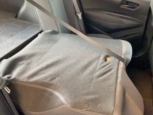 Used 2023 Toyota Corolla LE w/ Carpet Mat Package (TMS) FWD image 31