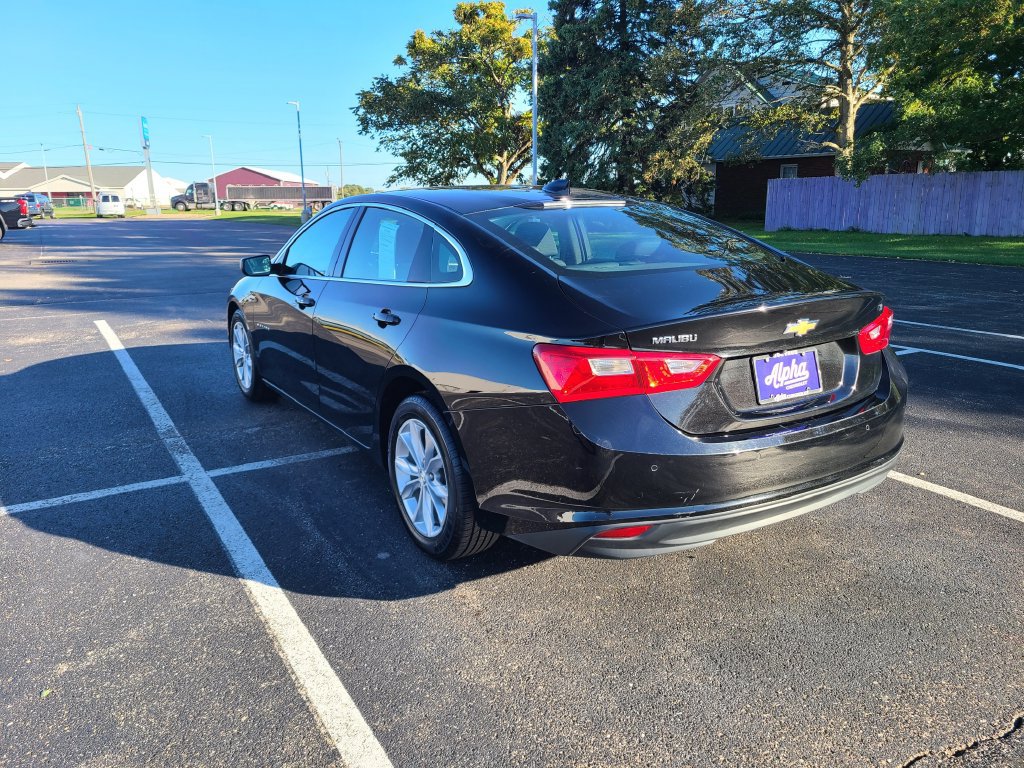 Used 2025 Chevrolet Malibu LT FWD image 5