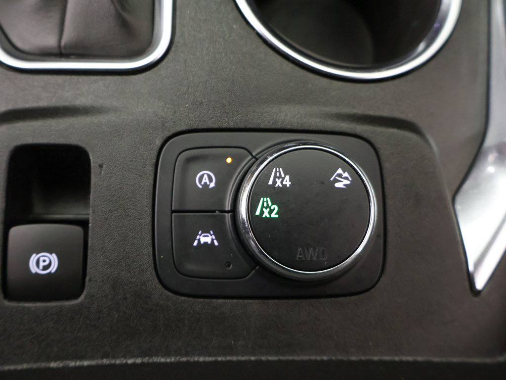 Used 2023 Chevrolet Traverse LT AWD/4WD image 55