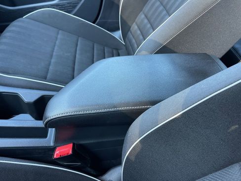 Used 2023 Volkswagen Jetta Sport image 14