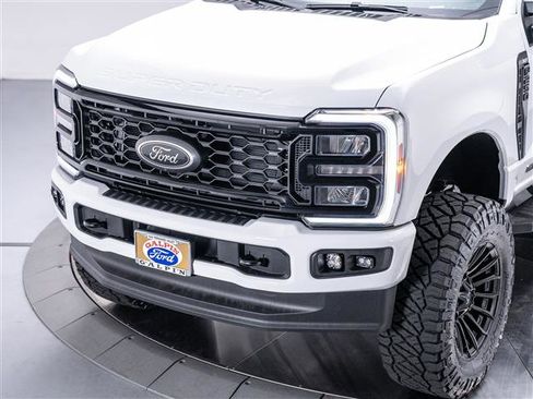 New 2026 Ford F250 XLT w/ XLT Premium Package AWD/4WD image 10