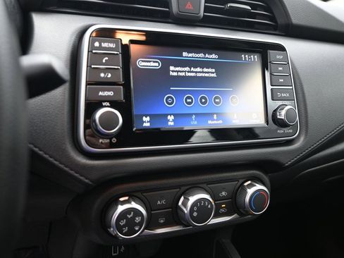 Used 2025 Nissan Versa S w/ Trunk Package FWD image 19