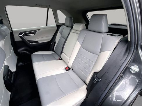 Used 2021 Toyota RAV4 XLE Premium FWD image 25
