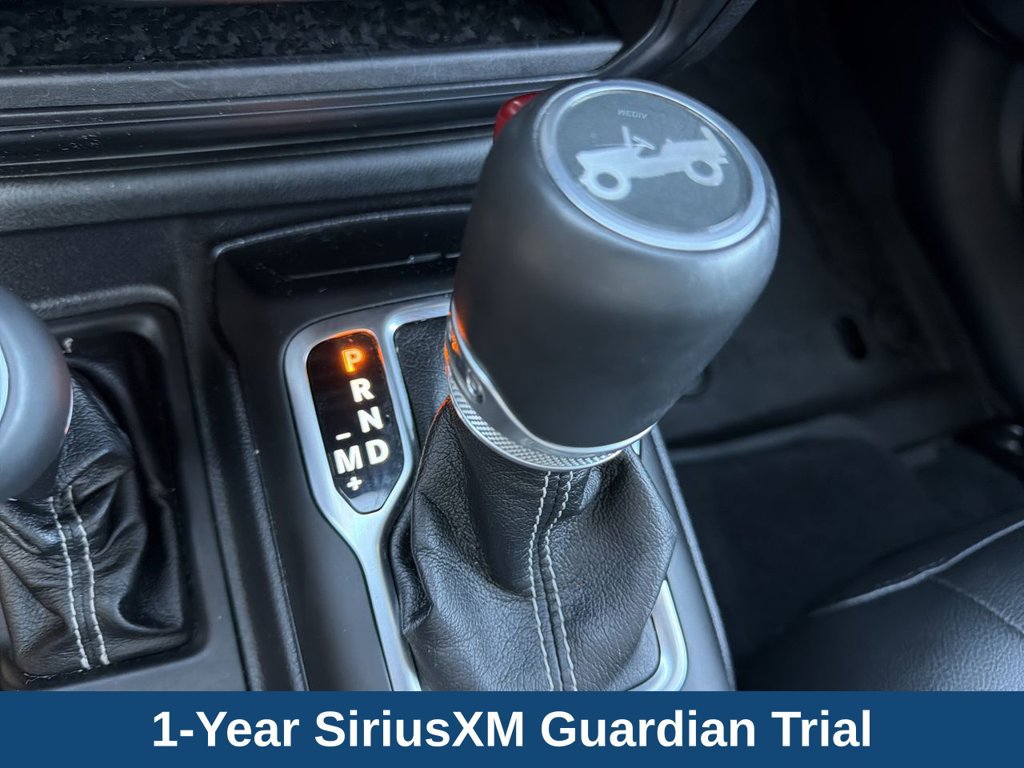 Used 2019 Jeep Wrangler Unlimited Sahara AWD/4WD image 17