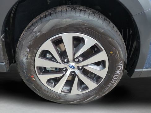 Used 2025 Subaru Outback Premium w/ Popular Package #1A AWD/4WD image 11
