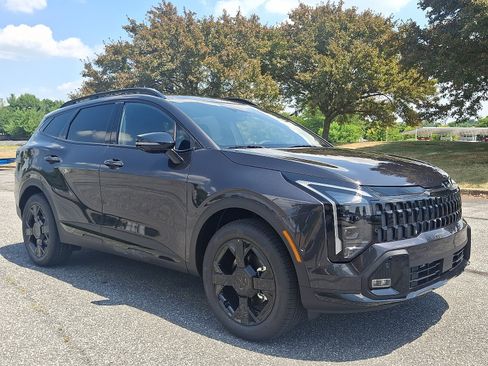 New 2026 Kia Sportage X-Line w/ X-Line Technology Package AWD/4WD image 2