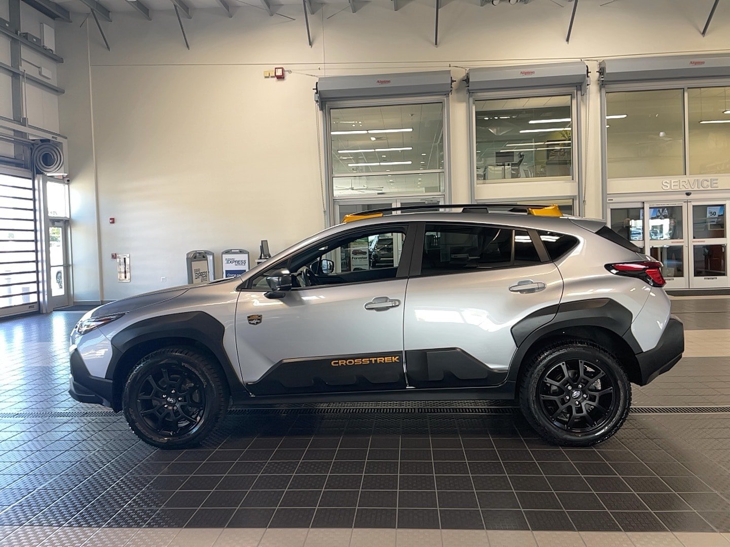 Used 2024 Subaru Crosstrek 2.5i Wilderness AWD/4WD image 4
