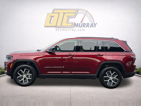 Used 2025 Jeep Grand Cherokee Limited AWD/4WD image 8