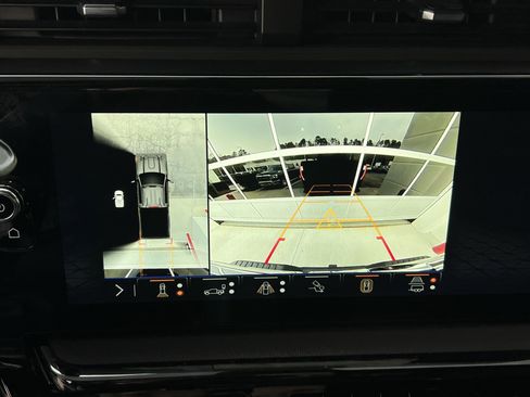 Used 2024 GMC Sierra 2500 AT4 w/ AT4 Premium Plus Package image 25