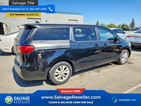 Used 2016 Kia Sedona LX w/ Option Group 020 FWD image 4