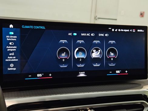 Used 2023 BMW M2 w/ Lighting Package image 36