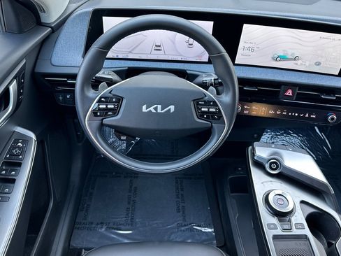 Used 2024 Kia EV6 Light image 15