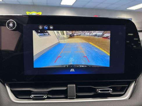 Certified 2025 Chevrolet Equinox LT image 28