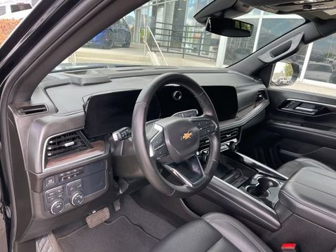 Used 2025 Chevrolet Tahoe LT AWD/4WD image 7