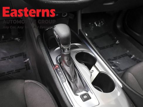 Used 2023 Chevrolet Malibu LT image 13