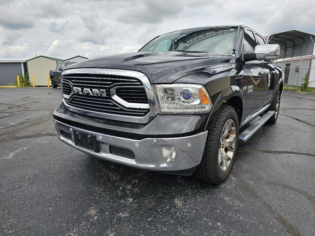 Used 2018 RAM 1500 Limited AWD/4WD image 2
