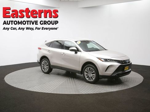 Used 2023 Toyota Venza Limited AWD/4WD image 44