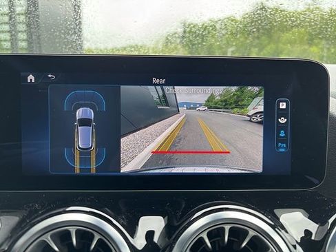 Certified 2025 Mercedes-Benz GLA 250 4MATIC image 41