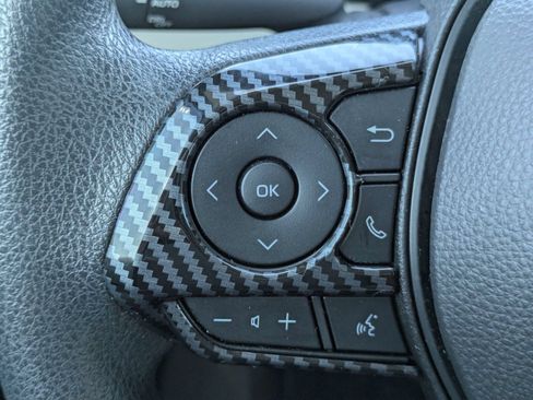 Used 2022 Toyota Corolla LE FWD image 24